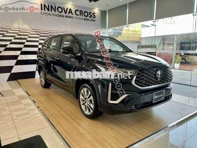 Toyota Innova Cross HEV 2.0 CVT 2025
