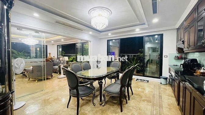 Penthouse 2 tầng, 4PN, 2VS, 339m2, View Hồ Thiên Văn Học, Hà Đông