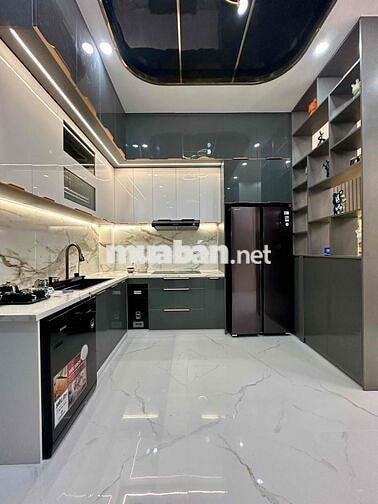 NHÀ ĐẸP MÊ LY ĐẦY ĐỦ CÔNG NĂNG XE HƠI NGỦ TRONG NHÀ