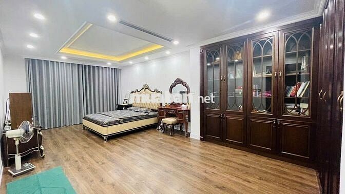 Penthouse 2 tầng, 4PN, 2VS, 339m2, View Hồ Thiên Văn Học, Hà Đông