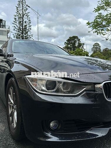 BMW 320i 2013 Dkld 2014- 115000 km