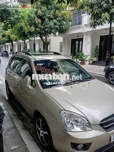 Kia Carens LX 1.6 MT 2010