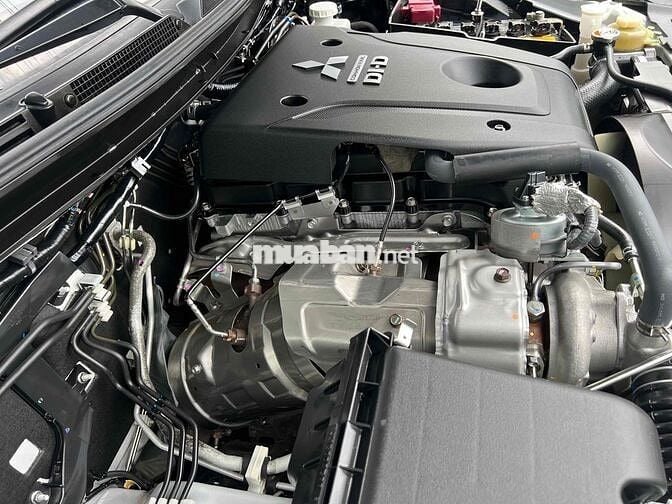 Mitsubishi Triton 2023 4x4 MT