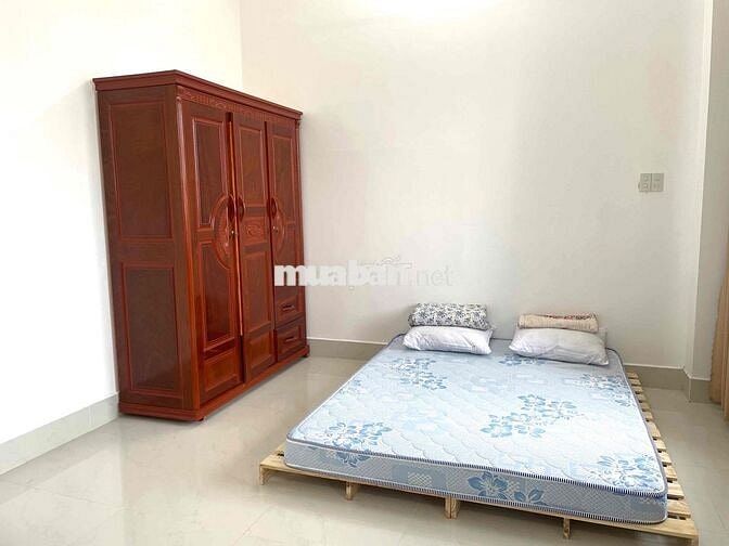 CHO THUÊ PHÒNG FULL NỘI THẤT - BAN CÔNG