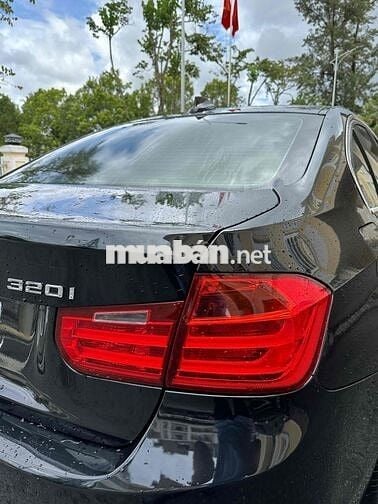 BMW 320i 2013 Dkld 2014- 115000 km