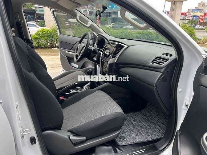 Mitsubishi Triton 2023 4x4 MT