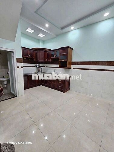 Nhà mới sạch 4,5 x 12m 2pn_2wc gần trường học GTVT