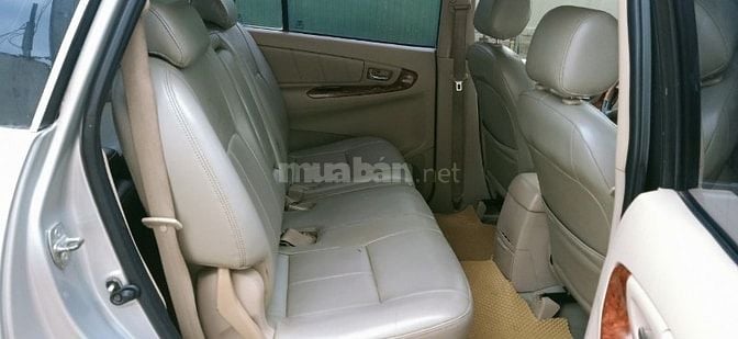 Bán rẻ TOYOTA INNOVA G XỊN 2008 cam kết không KD DV taxi. zin độ full 