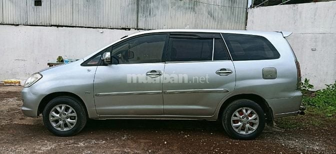 Bán rẻ TOYOTA INNOVA G XỊN 2008 cam kết không KD DV taxi. zin độ full 