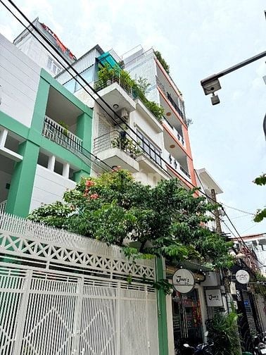 BÁN NHÀ HẺM XE HƠI : 10C NGUYỄN THỊ MINH KHAI - P. ĐA KAO - Q. 1 - HCM