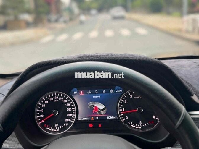 VinFast Lux SA Plus 2022 - 23000km