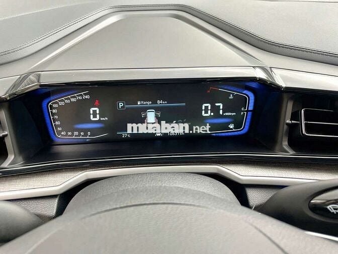 Hyundai custin 2.0AT- 10000 km