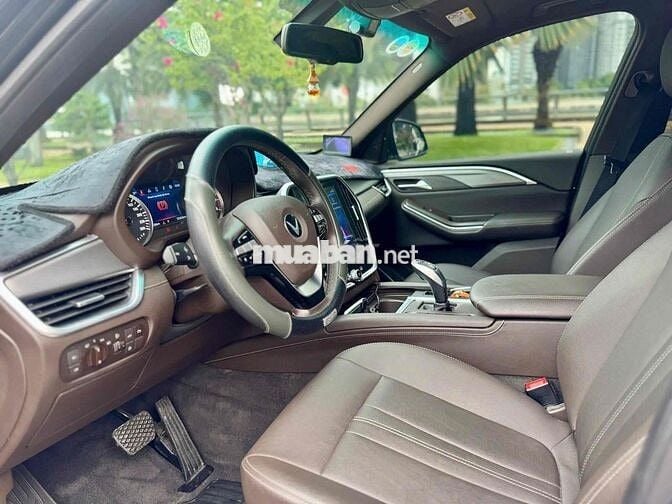 VinFast Lux SA Plus 2022 - 23000km