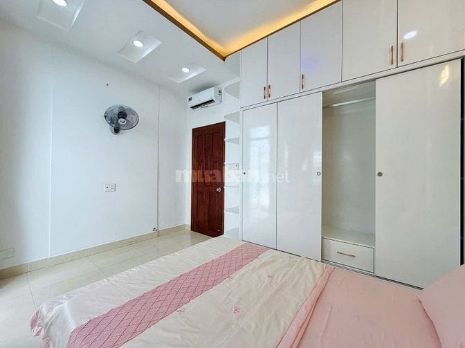 Nhà Quận 1 dt 65m2 Căn duy nhất hía 3ty280. Pháp lý chuẩn dễ kinh doan