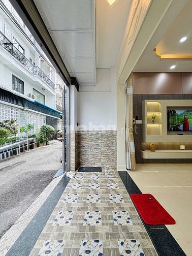 Nhà Quận 1 dt 65m2 Căn duy nhất hía 3ty280. Pháp lý chuẩn dễ kinh doan