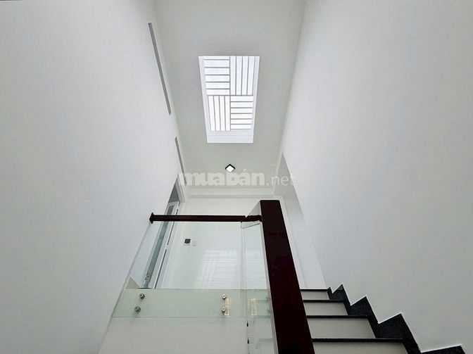 Nhà Quận 1 dt 65m2 Căn duy nhất hía 3ty280. Pháp lý chuẩn dễ kinh doan