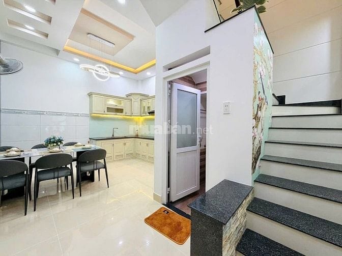 Nhà Quận 1 dt 65m2 Căn duy nhất hía 3ty280. Pháp lý chuẩn dễ kinh doan