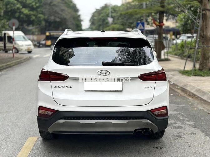 Hyundai SantaFe 2021 tiêu chuẩn 2.5 - 75,000 km.