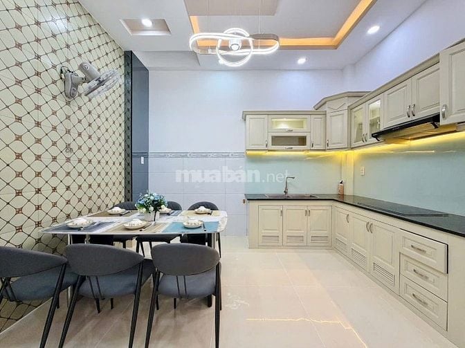 Nhà Quận 1 dt 65m2 Căn duy nhất hía 3ty280. Pháp lý chuẩn dễ kinh doan
