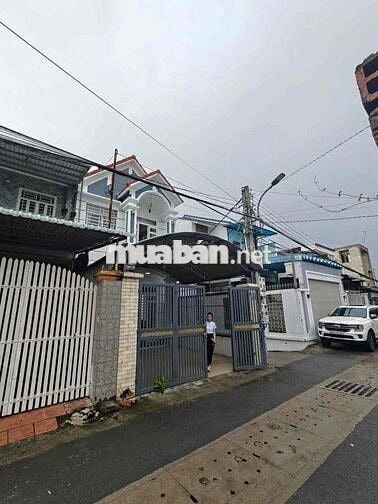 cho thuê nhà nguyên căn 1 trệt 1 lầu Phú Hoà Gần Chợ Bình Điềm