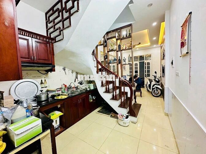 📍NGUYỄN KHANG – 30.1m² – 4 TẦNG – MT 3.1m – GIÁ 7.9 TỶ – CẦU GIẤY