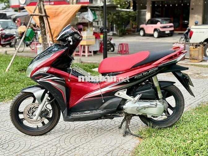 👉AIR BLADE 2012 bso 43 chính chủ,máy móc nguyên ri
