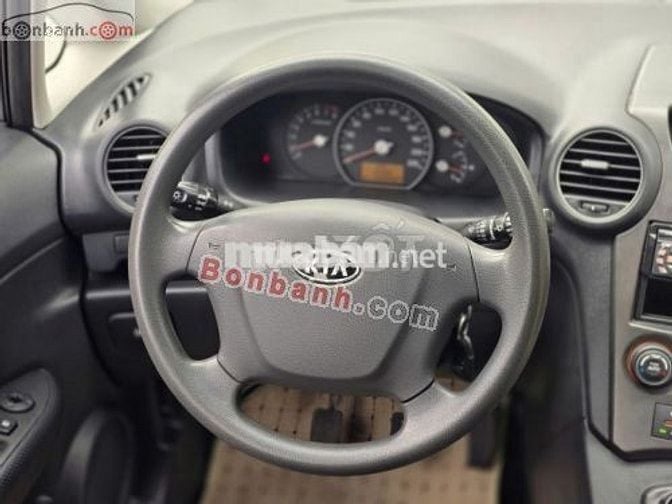 Kia Carens LX 1.6 MT 2010