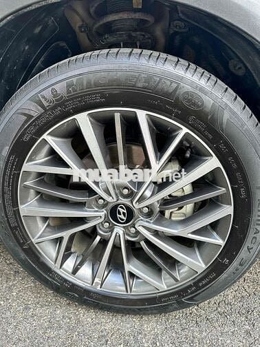 Hyundai Tucson 2021 2.0L full Dầu
