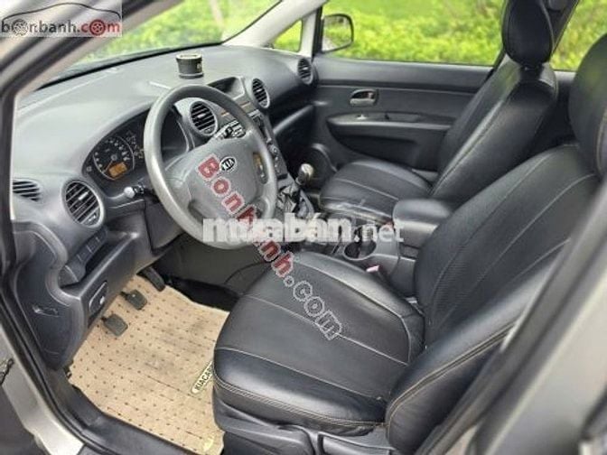 Kia Carens LX 1.6 MT 2010