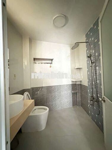 Nhơn Đức - Nhà Bè, nhà 80.3m2 hẻm xe hơi. Giá 5.2 tỷ