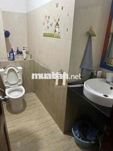 Cho thuê nhà 6pn - 20 triêu - đường Thống Nhất