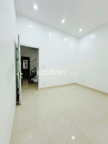 Chính chủ cần bán nhà Phố Nguyễn Ngọc Nại, phường Khương Mai, TX,HN