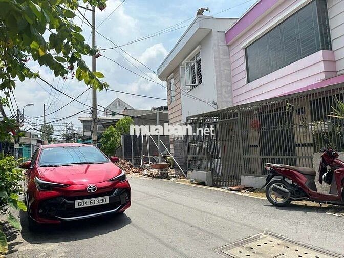 Nhơn Đức - Nhà Bè, nhà 80.3m2 hẻm xe hơi. Giá 5.2 tỷ
