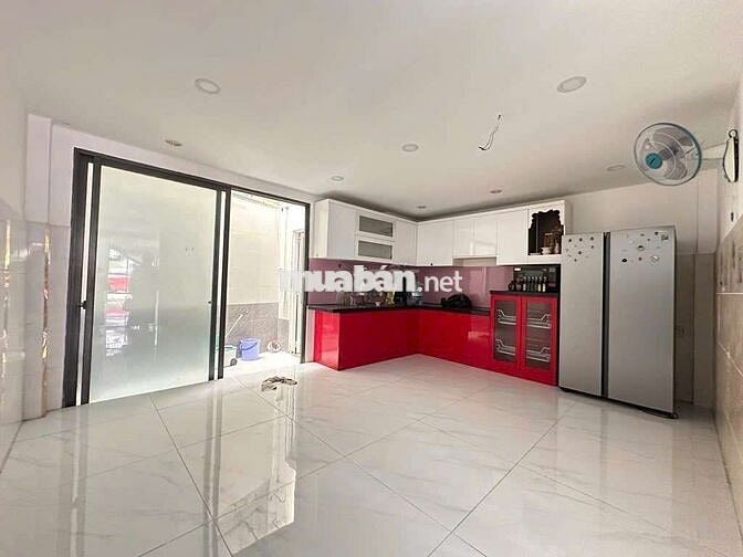 Nhơn Đức - Nhà Bè, nhà 80.3m2 hẻm xe hơi. Giá 5.2 tỷ