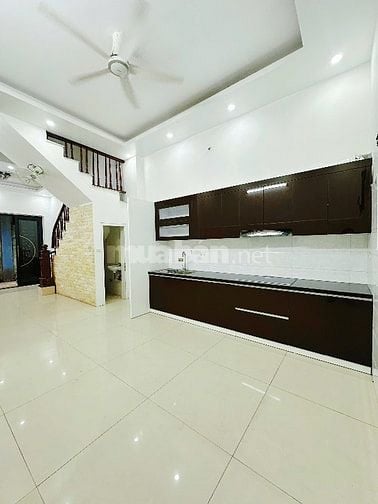 Chính chủ cần bán nhà Phố Nguyễn Ngọc Nại, phường Khương Mai, TX,HN