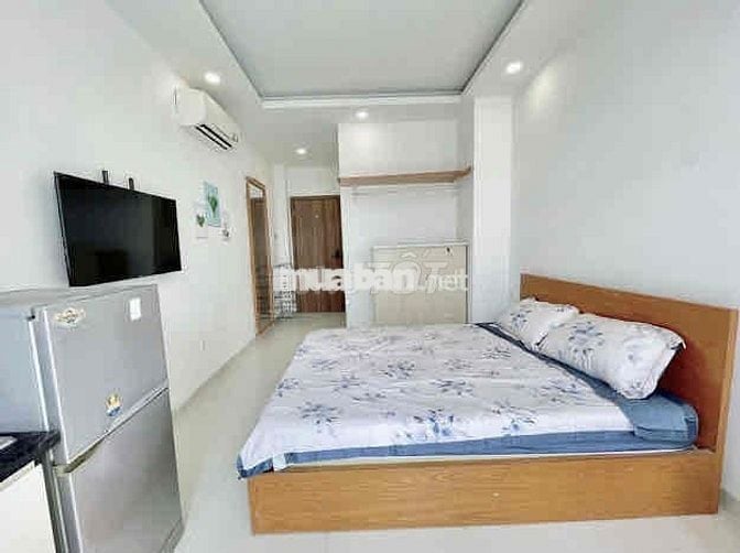 CHÍNH CHỦ CHO THUÊ STUDIO BAN CÔNG LỚN NGAY TRẦN HƯNG ĐẠO- Q1