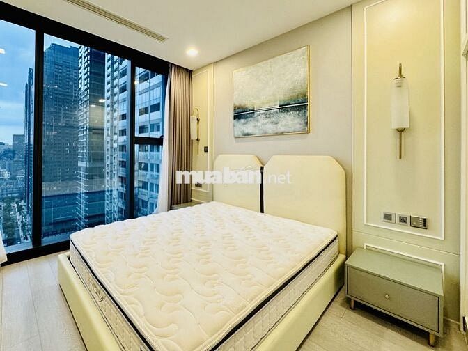 Căn hộ 3PN vòng cung view Bitexco + sông Q1 tại Vinhomes Golden River