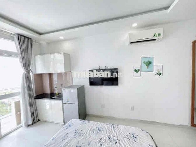 CHÍNH CHỦ CHO THUÊ STUDIO BAN CÔNG LỚN NGAY TRẦN HƯNG ĐẠO- Q1