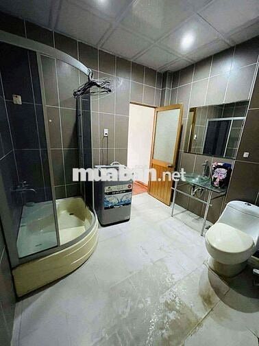 Pass phòng trọ trong nhà nguyên căn ở Phạm Văn Chiêu