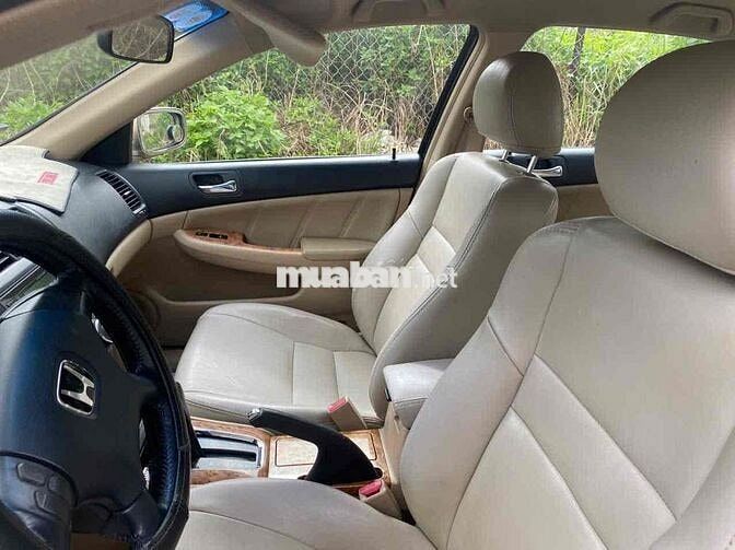 Honda Accord 2005 máy 2,4 số auto chạy đầm,chắc,êm
