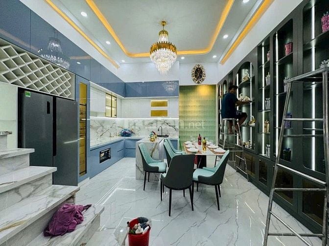 Bán nhà Mặt Tiền số 3 đường số 1 phạm hữu lầu 