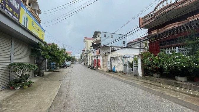 MAI CHÂU, ĐẠI MẠCH Ô TÔ CAMRY VÀO ĐẤT, SẴN DÃY TRỌ DÒNG TIỀN, NGAY CHÂ