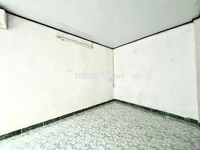 Cho thuê phòng 1 trệt 1 lầu, gần chợ Thị Nghè, 4.5TR (3x5m)