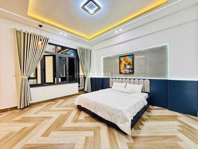 🏡 Bán Biệt Thự Gò Vấp - Siêu VIP - 3 Lầu Thang Máy - Sân Xe Hơi 