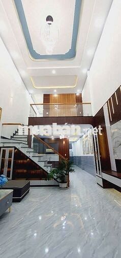 BÁN NHÀ GÁC LỬNG 3 PHÒNG NGỦ 1TY888
