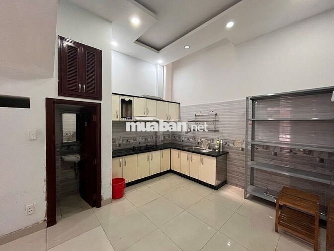 Mặt Tiền 2A Nguyễn Bá Tuyển, P12, Tân Bình (K300) - 4,4x14m