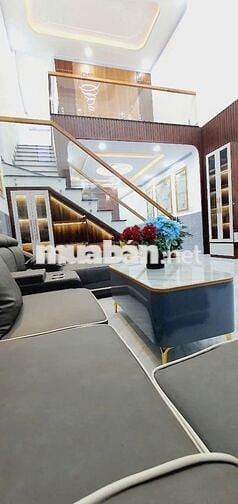 BÁN NHÀ GÁC LỬNG 3 PHÒNG NGỦ 1TY888