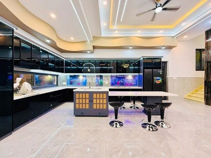 🏡 Bán Biệt Thự Gò Vấp - Siêu VIP - 3 Lầu Thang Máy - Sân Xe Hơi 