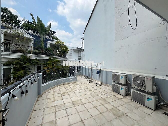 Mặt Tiền 2A Nguyễn Bá Tuyển, P12, Tân Bình (K300) - 4,4x14m
