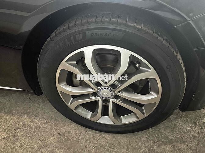 Mercedes Benz C200 2016 - 75000 km